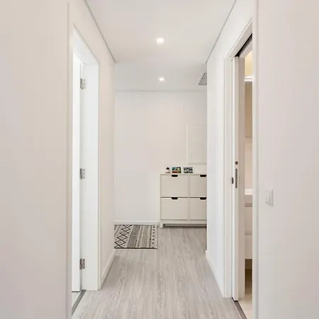 Joivy Elegant Flat With Balcony Distretto di Faro